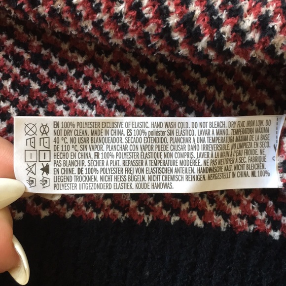 NEW Forever 21 Warm Plaid Sweater - Picture 7 of 8